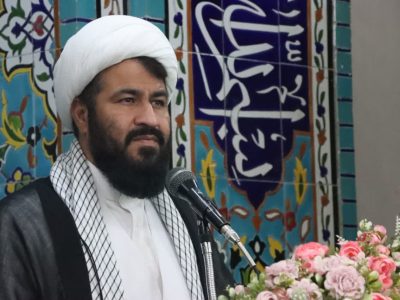 اخلاص و شجاعت؛ دو بال پرواز امام خمینی (ره)