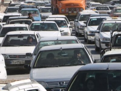 همراهی شهروندان راه‌گشای ترافیک سراوان
