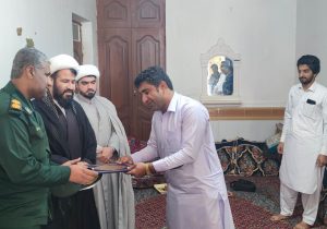 دیدار مسئولان کنارک با خانواده شهید محتشمی به مناسبت هفته بسیج