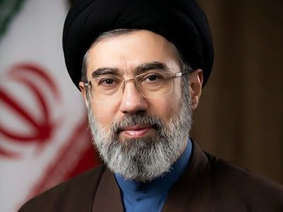 سومین رهبر انقلاب اسلامی انتخاب شد