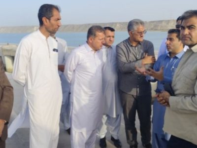 بازدید مسئولان استان از کارگاه لنج‌سازی کنارک