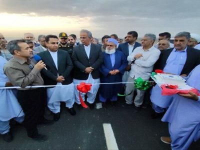 بهرهبرداری ۱۴ کیلومتر بزرگراه در محور زاهدان – خاش